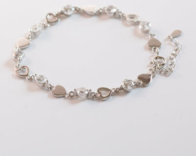 N O L O - Multi Hollow Heart Link Bracelet