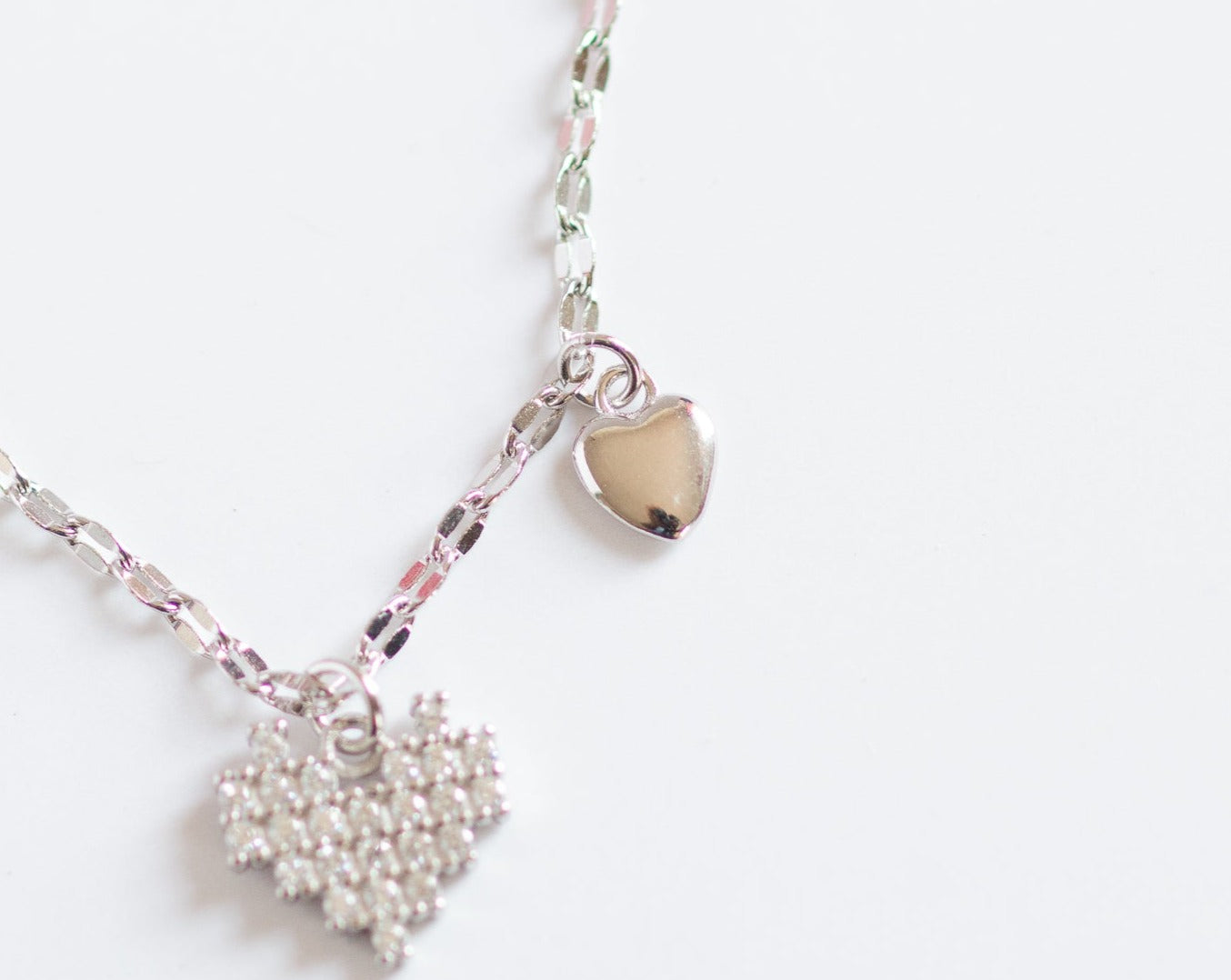 N O L O - "PIXEL L O V E" 8 bit Heart Necklace