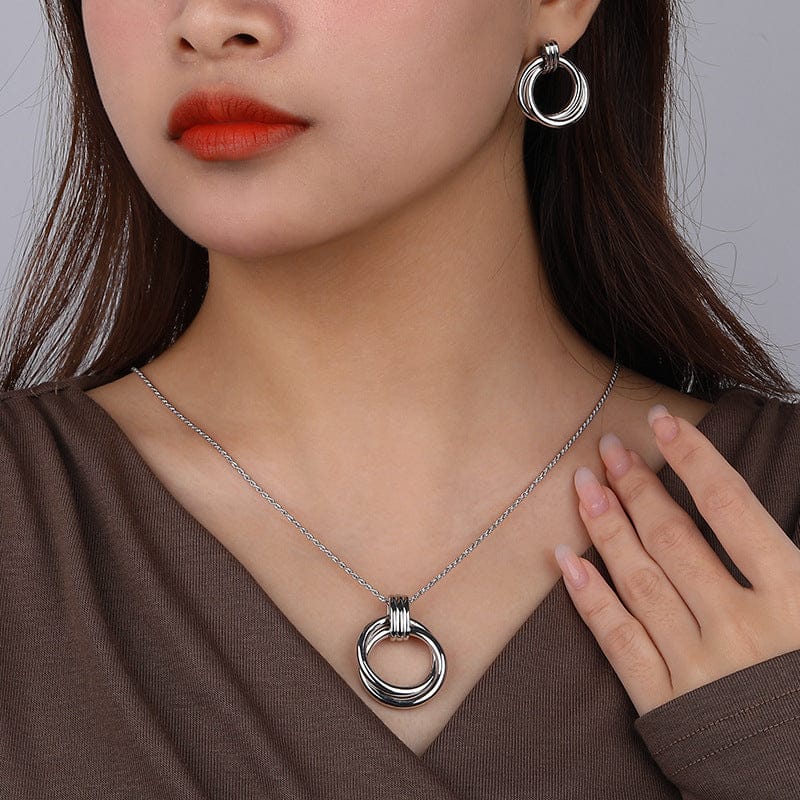 woman wearing nolo two circles double loop sterling silver bold necklace
