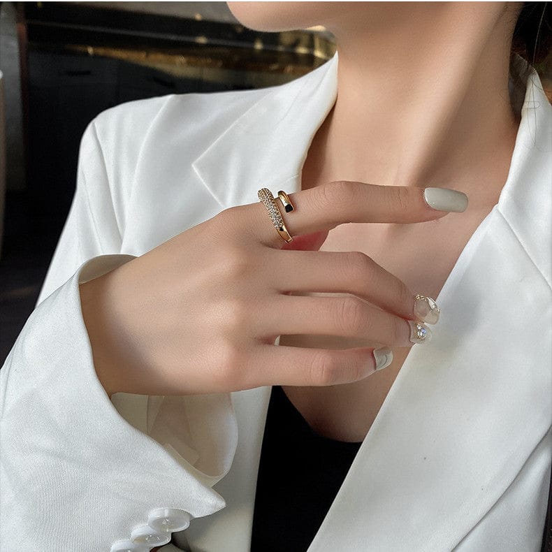 woman wearing nolo vela rue copper gold plated gemstone semi precious stone adjustable ring